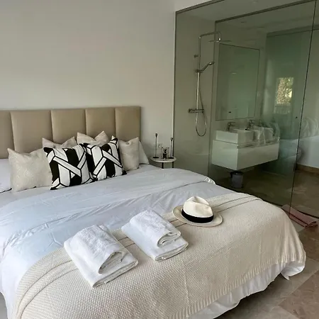 Apartment Benahavis, Urb El Paraiso
