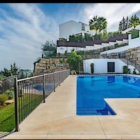 Apartment Benahavis, Urb El Paraiso